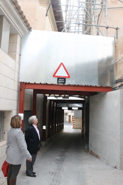 El alcalde visita algunas de las obras que se están ejecutando en espacios públicos del municipio - 1, Foto 1