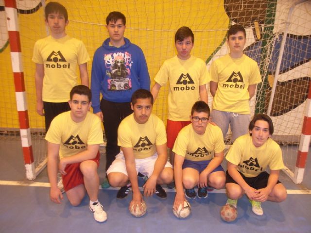 The IES Juan de la Cierva took part in the final phase of the inter school sport handball, Foto 4