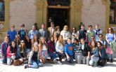 Un grupo de estudiantes y profesores británicos visitan el Ayuntamiento de Águilas