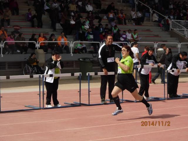 Student Occupational Center "Jos Moya Trilla" participating in the Regional Athletics Championships organized by FEDEMIPS, Foto 2