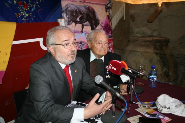 Mitos del toreo, el cine y la literatura plasmados por ´Canito´ se citan en el comienzo de las II Jornadas Taurinas de Cehegín - 4, Foto 4