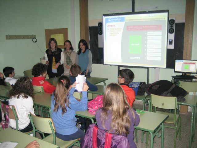 Concluyen las charlas sobre drogodependencias en los centros educativos de Secundaria - 2, Foto 2