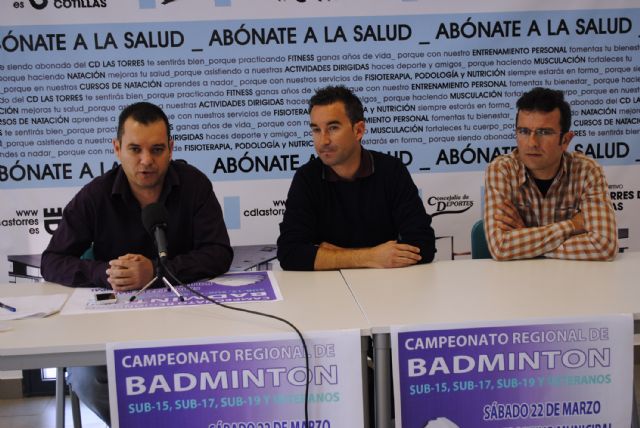 Los mejores jugadores veteranos y jóvenes de bádminton buscan el título regional en Las Torres de Cotillas - 1, Foto 1