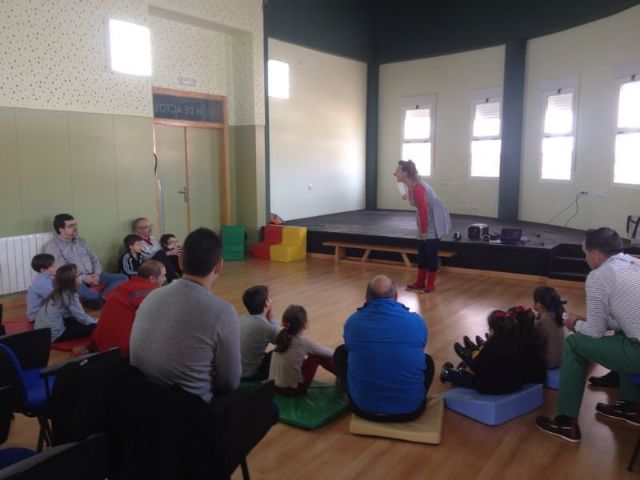 Risas para celebrar el Día del Padre en el CAI - 1, Foto 1