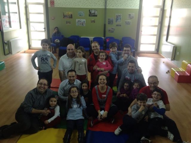 Risas para celebrar el Día del Padre en el CAI - 2, Foto 2