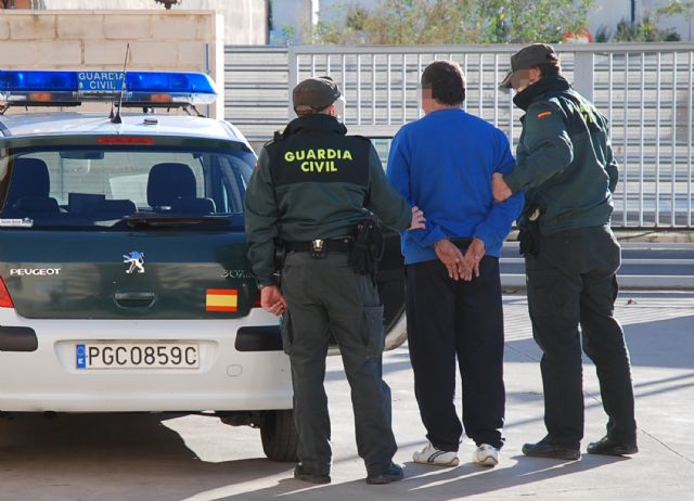 La Guardia Civil desmantela un clan familiar dedicado al robo en casas de campo de Albudeite - 4, Foto 4