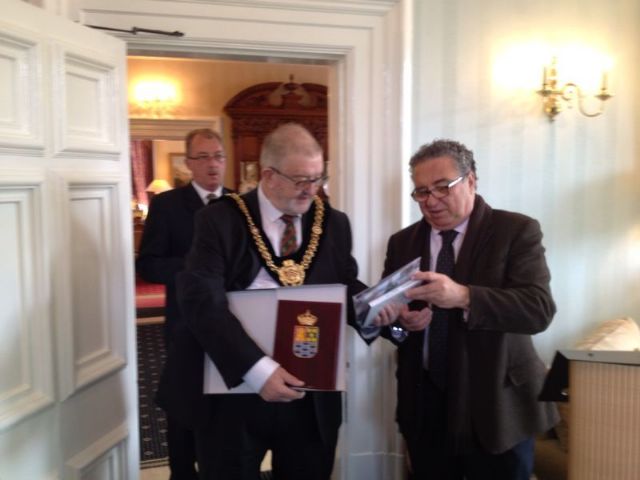 El Alcalde de Molina de Segura visita los centros galeses de Cardiff que participan en la Asociación Comenius Regio - 3, Foto 3