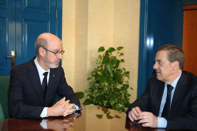 El rector de la UPCT da a conocer su oferta formativa y de investigación - 1, Foto 1