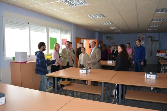 El centro de Educación Infantil, Primaria y Básica de Corvera cuenta con un nuevo aulario para los alumnos de ESO - 2, Foto 2