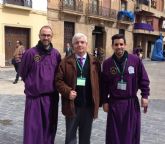 Un centenar de tnicas moradas acompañan en Calanda la presentacin de las Jornadas Nacionales del Tambor y el Bombo Jumilla 2015