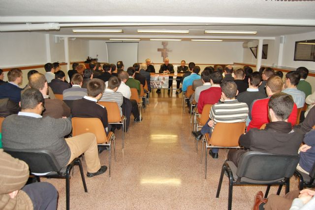 Mons. Lorca Planes comparte su experiencia sobre la Visita Ad Limina con los seminaristas - 1, Foto 1