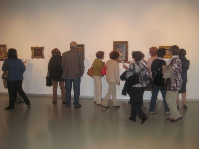 Una veintena de mayores se van de visita al MURAM - 1, Foto 1