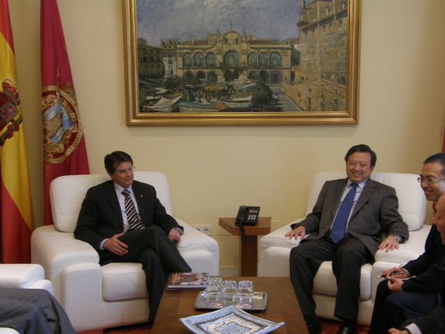 El Alcalde de Lorca recibe en el Ayuntamiento al Embajador de la República Popular de China en España - 2, Foto 2