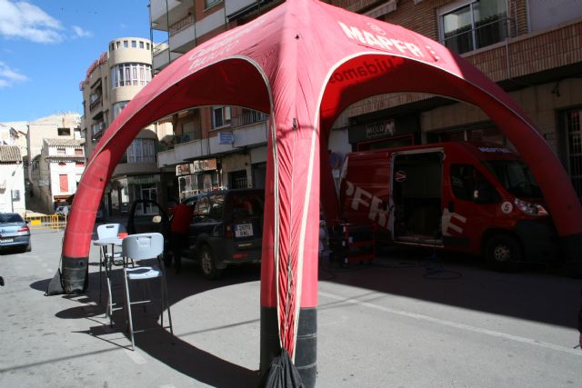 Numerosos vecinos de Cehegín participan en la campaña de Mapfre 'Cuidamos tu auto' - 2, Foto 2