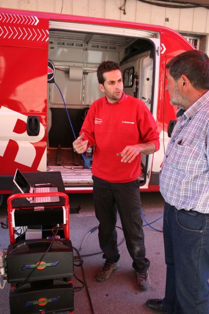 Numerosos vecinos de Cehegín participan en la campaña de Mapfre 'Cuidamos tu auto' - 4, Foto 4