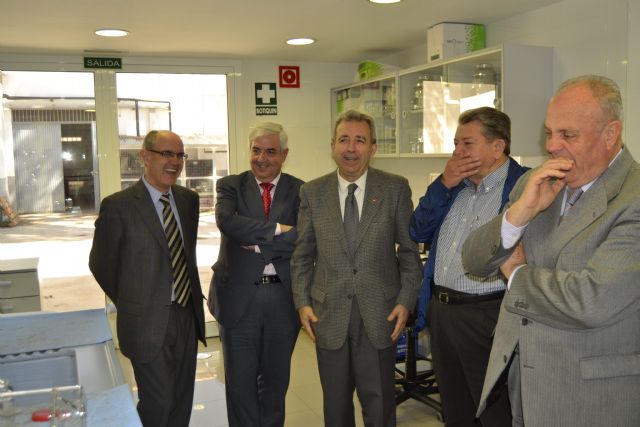 El Laboratorio Enológico de Jumilla obtiene la acreditación ENAC que certifica, en el ámbito internacional, la calidad de los vinos murcianos - 4, Foto 4