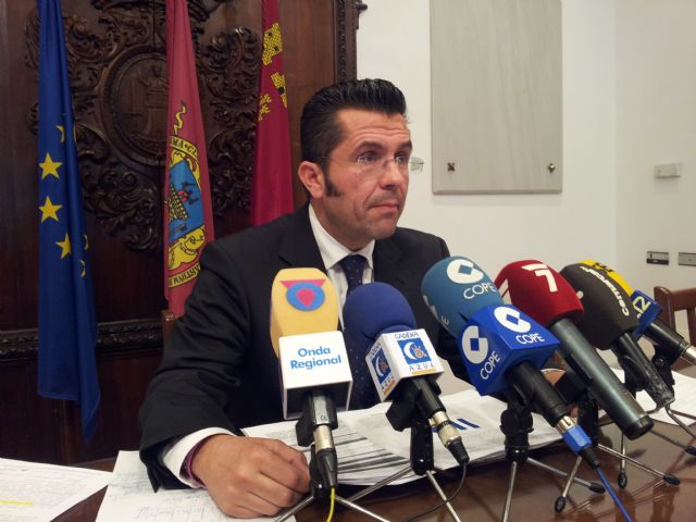 El Ayuntamiento consolida su equilibrio presupuestario, recorta la deuda en 28 millones € - 1, Foto 1