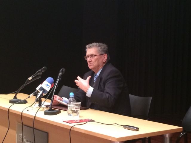 Gea Rovira extiende su saber sobre el Cristo de la Columna, esta vez, partiendo de su literatura histórica - 1, Foto 1