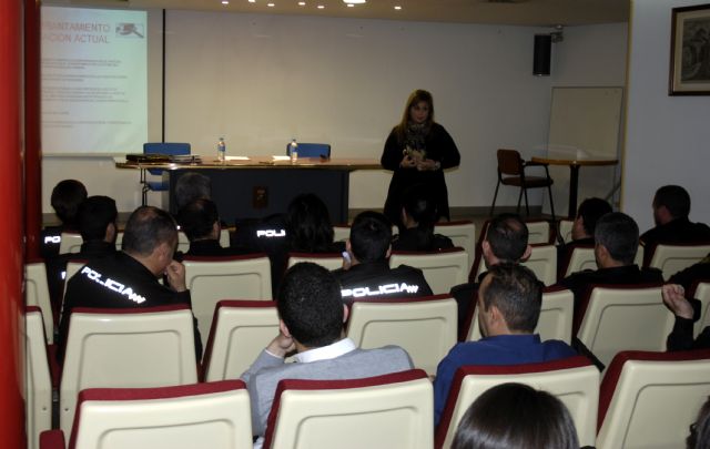 La Jefatura Superior de Policía de la Región de Murcia celebra la I Jornada sobre Violencia de Género - 1, Foto 1