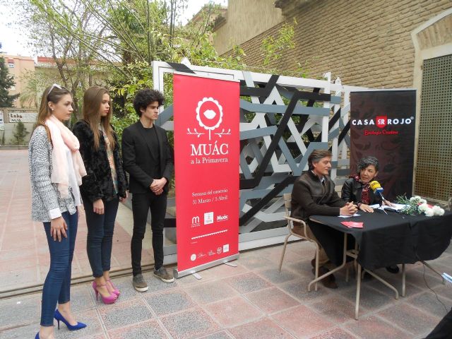 Los comercios del centro celebran la primavera con actividades en la calle - 1, Foto 1