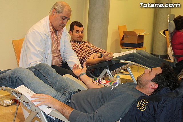 El Centro Regional de Hemodonación anima a participar en la jornada de donación de sangre que impulsa el Paso Blanco de Lorca - 1, Foto 1