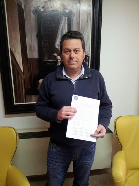 UPyD Yecla registra una petición en el Ayuntamiento instando a que el Pleno estudie dar el nombre de Adolfo Suárez a una avenida principal del municipio - 1, Foto 1