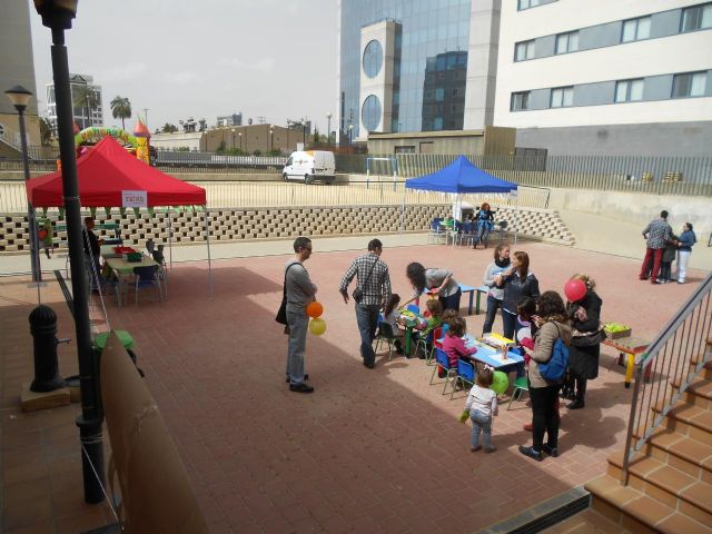 Los padres conocen las instalaciones del Centro Integral de la Vida Familiar y Laboral durante la jornada de puertas abiertas - 3, Foto 3