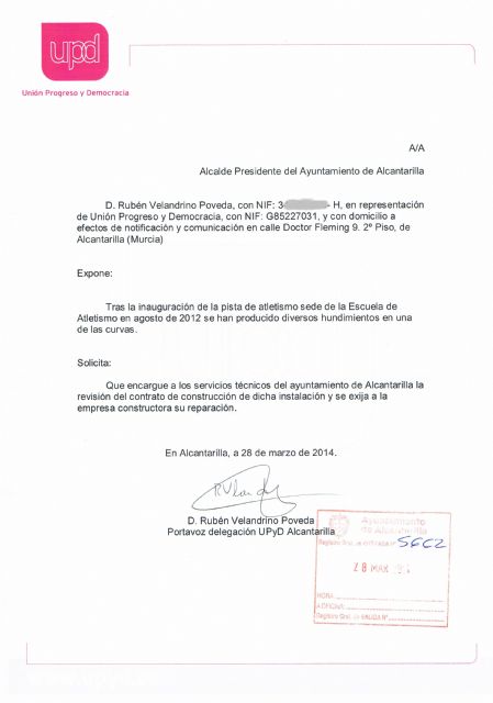UPyD Alcantarilla demanda una solución al pésimo estado de la pista de atletismo - 2, Foto 2