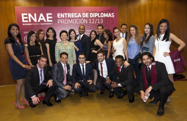 ENAE Business School celebra el acto de graduación de los alumnos de la promoción 2012-2013 - 2, Foto 2