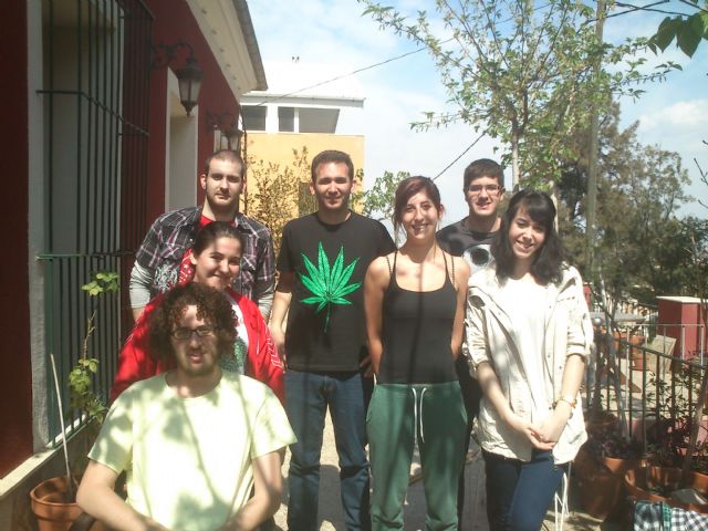 CONSUMUR crea un grupo de trabajo formado por jóvenes voluntarios - 1, Foto 1