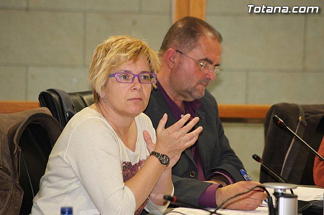 IU: El PP sigue incrementando la deuda real del Ayuntamiento, hipotecando más el futuro del municipio, Foto 1