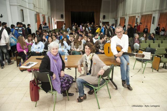 Vega Cerezo se encuentra con los jóvenes cartageneros del Premio Mandarache - 2, Foto 2