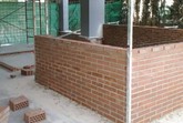 Comienzan las obras para construir dos nuevos aseos en el nuevo aulario del colegio Comarcal-Deitania