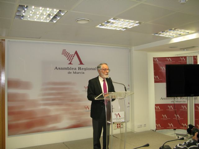 El presidente de la Asamblea manifiesta la inequivoca voluntad de transparencia del Parlamento Regional - 1, Foto 1