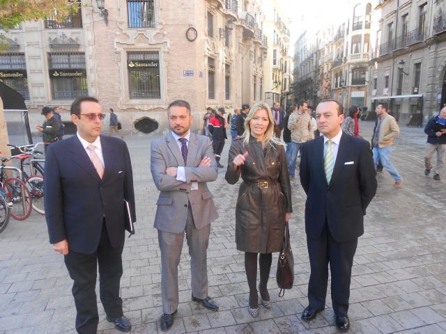 Los servicios municipales garantizan el buen desarrollo de los desfiles procesionales - 1, Foto 1