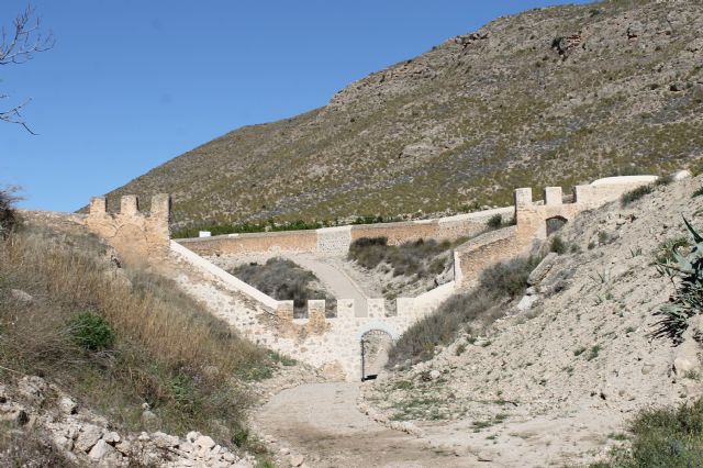 El alcalde y el concejal de Agricultura y Montes presentan la rehabilitación de la Fuente del Cerco - 3, Foto 3