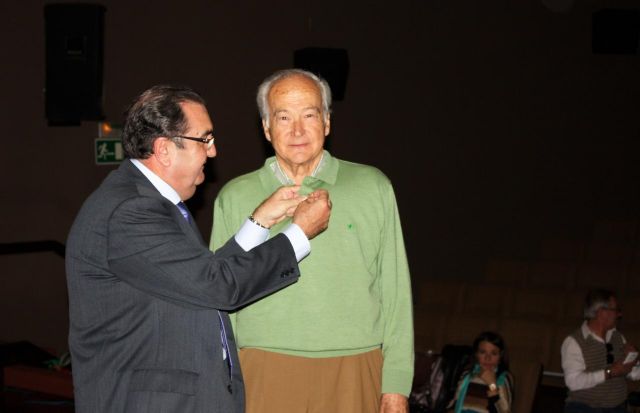 El Alcalde asiste a la presentación de la revista sardinera más madrugadora - 3, Foto 3