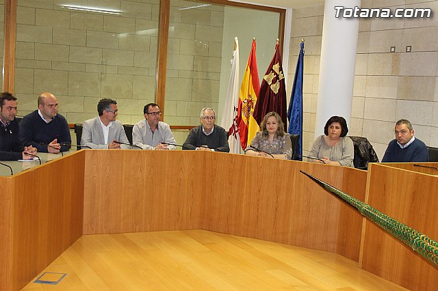 El Ayuntamiento y el Ilustre Cabildo Superior de Procesiones suscriben un convenio - 4