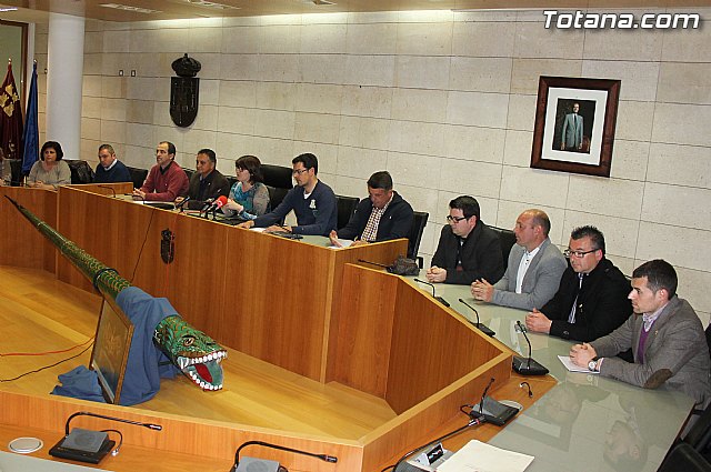 El Ayuntamiento y el Ilustre Cabildo Superior de Procesiones suscriben un convenio - 5