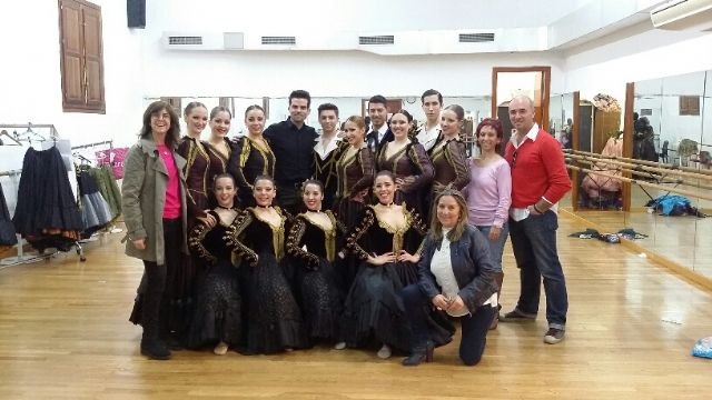 Educación facilita que 1.200 alumnos conozcan la danza a través de los talleres coreográficos del Conservatorio Profesional - 1, Foto 1