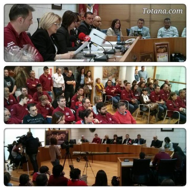 El ayuntamiento acoge el acto institucional de hermanamiento de las hermandades de Jesús en el Calvario y Santa Cena y Santísimo Cristo del Calvario de Almassora - 1, Foto 1