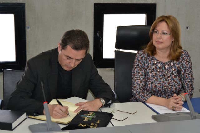 Diego Martínez anima a los cofrades a difundir el culto público en nombre de la iglesia - 2, Foto 2