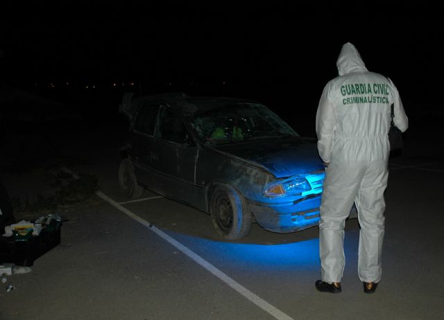 El Laboratorio de Criminalística de la Guardia Civil identifica a 178 autores de hechos delictivos por huellas durante 2013 - 3, Foto 3