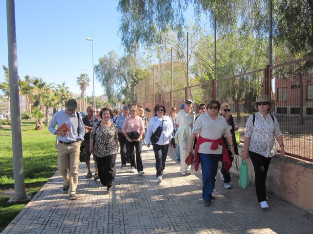 Ruta a pie por las zonas verdes de Águilas para conmemorar el Día Mundial de la Salud - 1, Foto 1