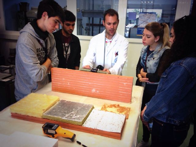 Estrella Núñez: La UCAM quiere difundir el espíritu científico e investigador entre los jóvenes - 4, Foto 4