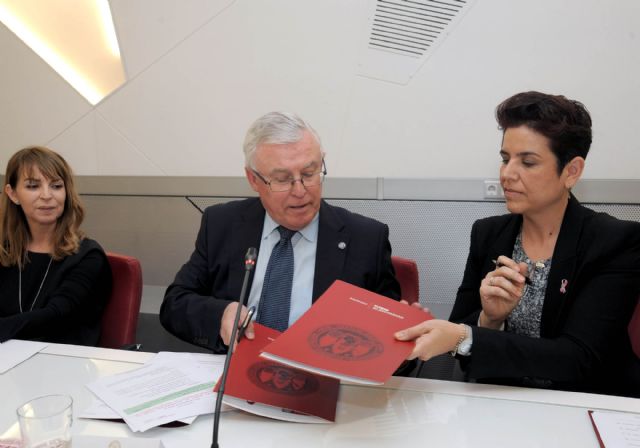 La Universidad de Murcia firma un convenio de colaboración con asociación de ayuda a mujeres con cáncer de mama - 3, Foto 3