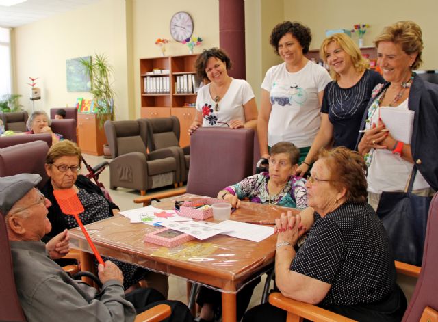 Nuevo convenio de colaboración para prestar servicios a 41 mayores en el Centro de Día de Puerto Lumbreras - 1, Foto 1