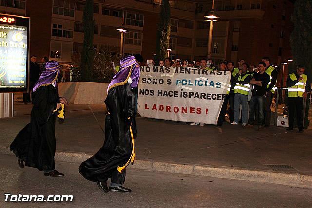 IU califica de chulesca e irresponsable la actitud de la Alcaldesa y el Equipo de Gobierno ante las reivindicaciones del Colectivo de Policía Local, Foto 1
