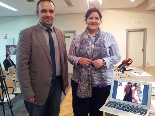 Una nueva APP gratuita para móviles difunde el arte del bordado lorquino en las procesiones de Semana Santa - 1, Foto 1