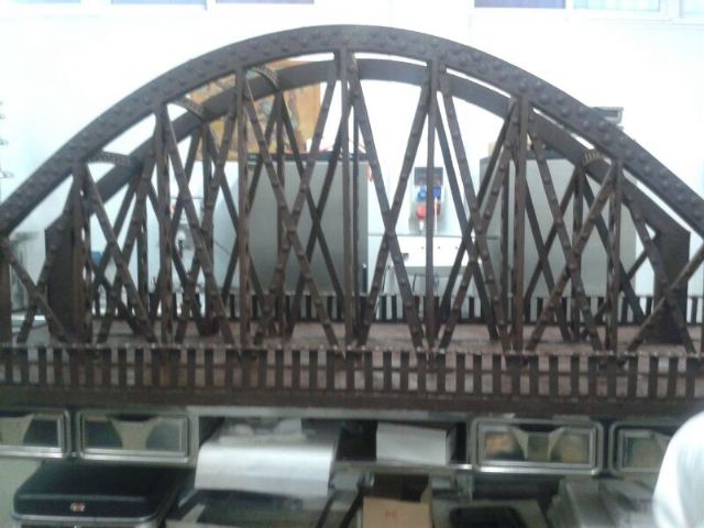 Una empresa de Cehegín participa en la elaboración en chocolate del Puente de Hierro de Murcia - 3, Foto 3